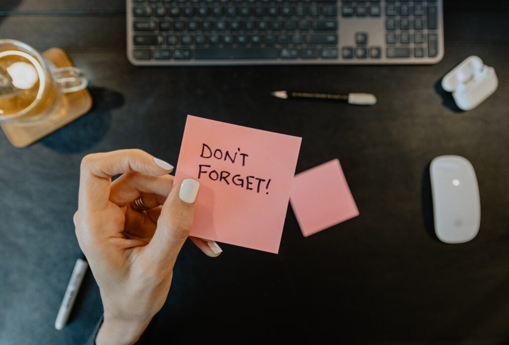 send reminders automatically creating a reminder