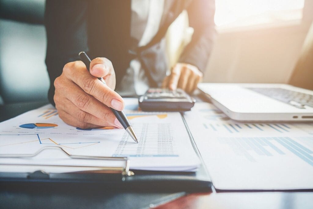 accounting KPIs track key performance indicators in accounting